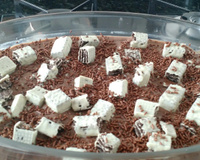 Pavê de biscoito e Nescau