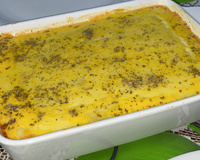 Escondidinho de requeijão com carne moída