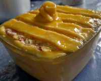 Torta de carne seca com catupiry e mussarela