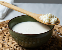 "Tomei kefir todos os dias por um mês e me senti como um super-humano": como a bebida fermentada transforma a sua saúde