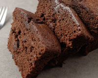 O segredo para o bolo de chocolate muito fofinho está nesse passo que você nunca segue