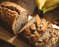 Se a banana ficou muito madura, faça banana bread fofinho e delicioso com essa receita