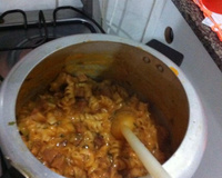 Macarrão de panela de pressão bem simples