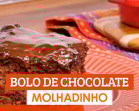 Bolo de chocolate molhadinho
