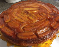 Bolo de banana invertido
