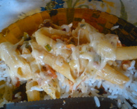 Macarrão com molho de atum da Flor