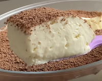 Sobremesa fácil e cremosa com apenas 4 ingredientes: é só bater no liquidificador e levar para a geladeira