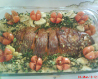 Tilápia assada com farofa de couve e ovo