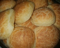 Pão de queijo com mussarela