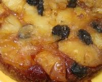 Bolo de abacaxi em calda