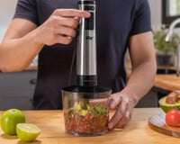 Mixer WAP 3 em 1 está com 34% de desconto e promete facilitar a rotina de quem cozinha com frequência