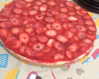 Torta de morango bem fácil de fazer