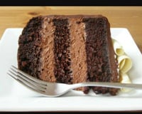 Bolo Recheado com Mousse de Chocolate