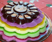 Gelatinas coloridas em camadas