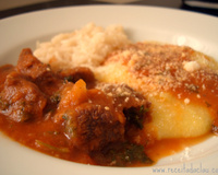Carne de panela com polenta