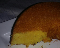 Bolo de fubá cremoso