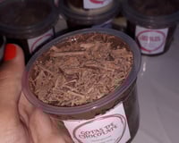 Bolo de pote de chocolate com brigadeiro