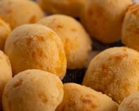 Pão de queijo fácil e delicioso