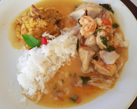 Moqueca capixaba e pirão