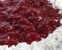 Bolo mousse de morango