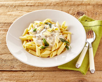 Macarrão de molho branco