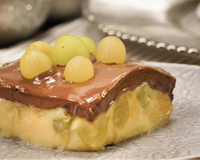 Corre que ainda dá tempo de fazer bombom de uva de travessa para a ceia de Natal com essa receita fácil