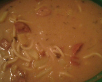 Sopa de feijão com calabresa