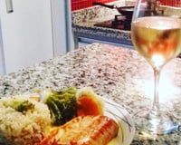 Salmão ao molho de maracujá