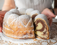 Todo final de semana faço esse bolo mesclado fofinho para o café da manhã, é um ato de amor!