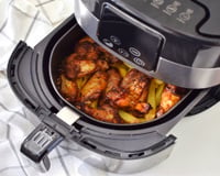 Os erros mais comuns na hora de usar a air fryer podem estar estragando o seu eletrodoméstico