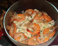 Salada de camarão com batatas