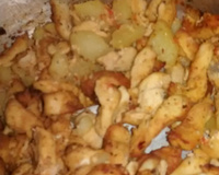 Peito de frango em tiras assado com batatas