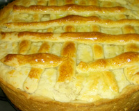 Torta de frango e requeijão com massa podre