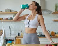 Turbine seu pré-treino: veja opções de bebidas e snacks protéicos para incluir na rotina