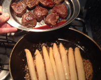 Medalhão de mignon ao molho de aspargos do Rafael Salerno