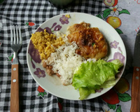 Coxa e sobrecoxa ao molho especial