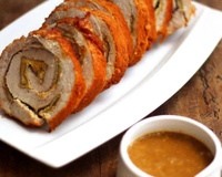 Todo o Natal eu faço esse lombo recheado com sálvia: receita é perfeita para variar o preparo e garantir mais sabor