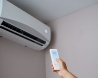 Causas de explosões de ar-condicionado durante altas temperaturas: 7 fatores mais importantes que levam a um incêndio no aparelho e maneiras de preveni-lo