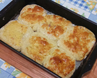 Pão de batata recheado