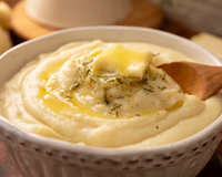Esqueça tudo o que você sabe sobre purê de batata: o truque dos chefs franceses deixa o prato ainda mais cremoso
