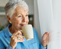 Muito mais que energia: estudo de Harvard revela como consumo de café pode reduzir o risco de demência