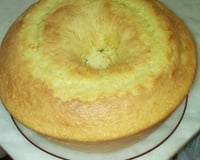 Bolo de laranja com casca batido no liquidificador