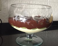 Bombom de uva na travessa