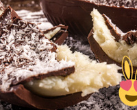 Ovo de Páscoa de beijinho é a perfeita combinação de chocolate com coco para quem é fã dos docinhos de festa