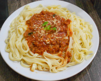 Espaguete à bolonhesa