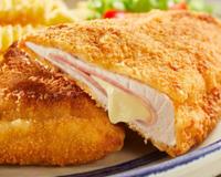 Macio e cremoso, esse filé peito de frango recheado faz o maior sucesso na minha casa