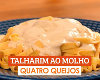 Talharim ao molho quatro queijos