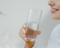 Afinal, o que eu bebo de chá e café entra na quantidade ideal de água que devo tomar por dia?
