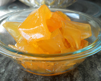 Doce de mamão verde em cubinhos