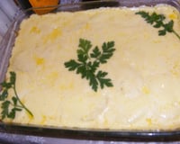 Batata gratinada ao creme de cebola e queijo